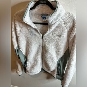 Columbia Women's Cream and Gray Teddy Jacket